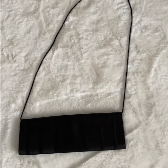 Black satin  Clutch evening or shoulder bag - Picture 4 of 9